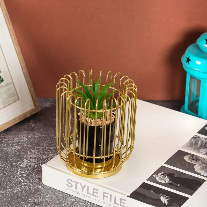 Freyana Metal Planter